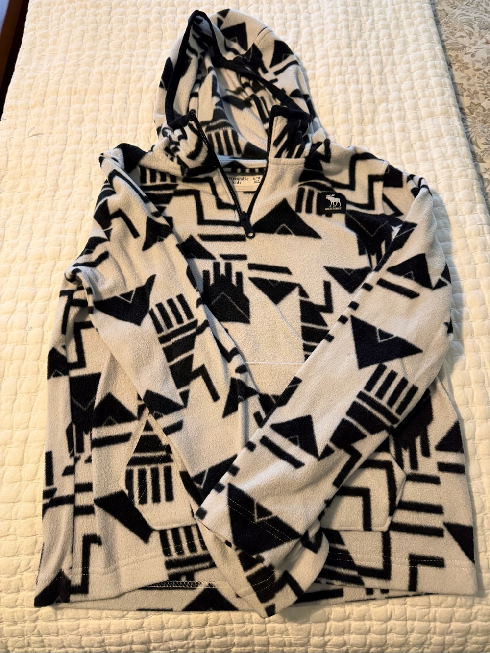 Boys Hooded Fleece Pullover Sweater - Black & White Geometric